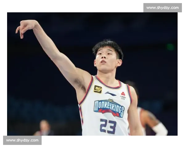 NCAA 中国后卫两极分化：林葳 10+4 闪耀，赵维伦 3 分钟挂零